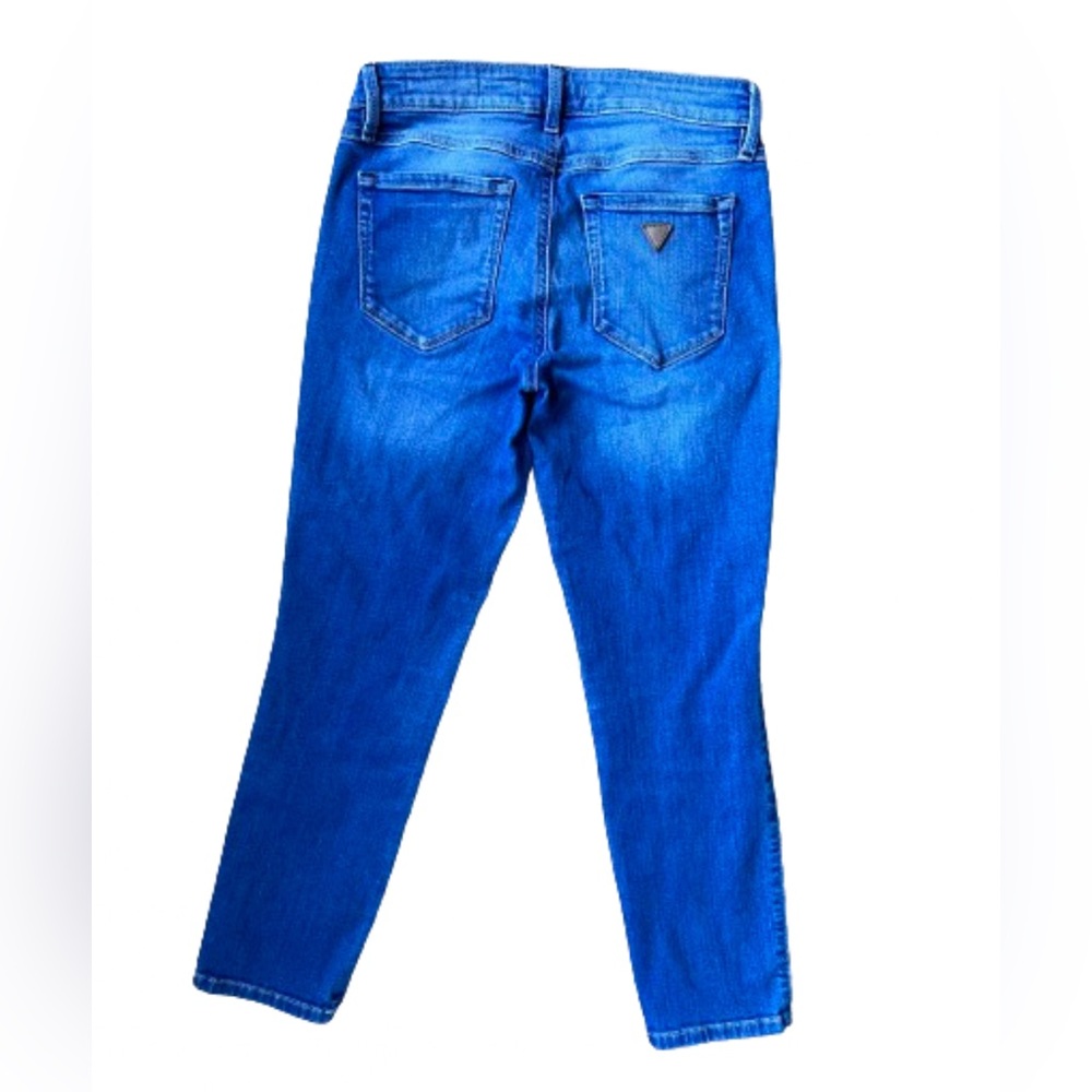 Guess Jeans - Picture 2 of 4
